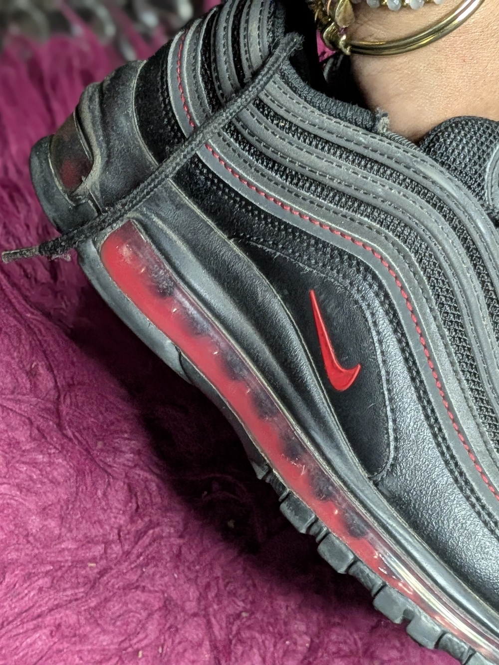 Nike Men’s Air Max 97 Black/Red Sneakers
